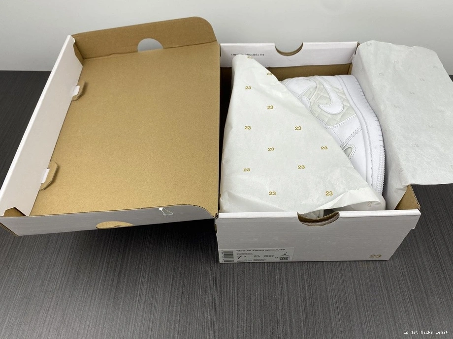 White - DB6078-100 Quilted 1 Jordan Mid (W) 0304